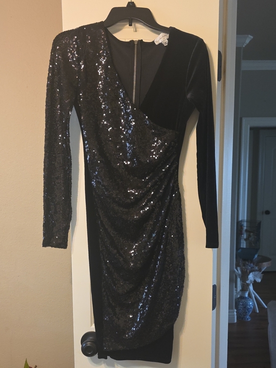 Premier Dresses & Skirts - Premier Black Sequin & Velvet Long-Sleeve Cocktail Dress